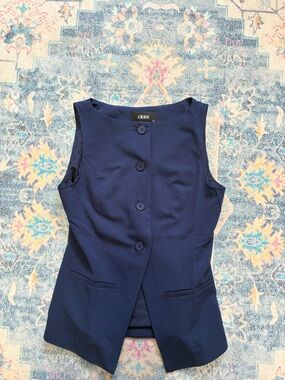 CIDER Navy Button-Front Sleeveless Top
